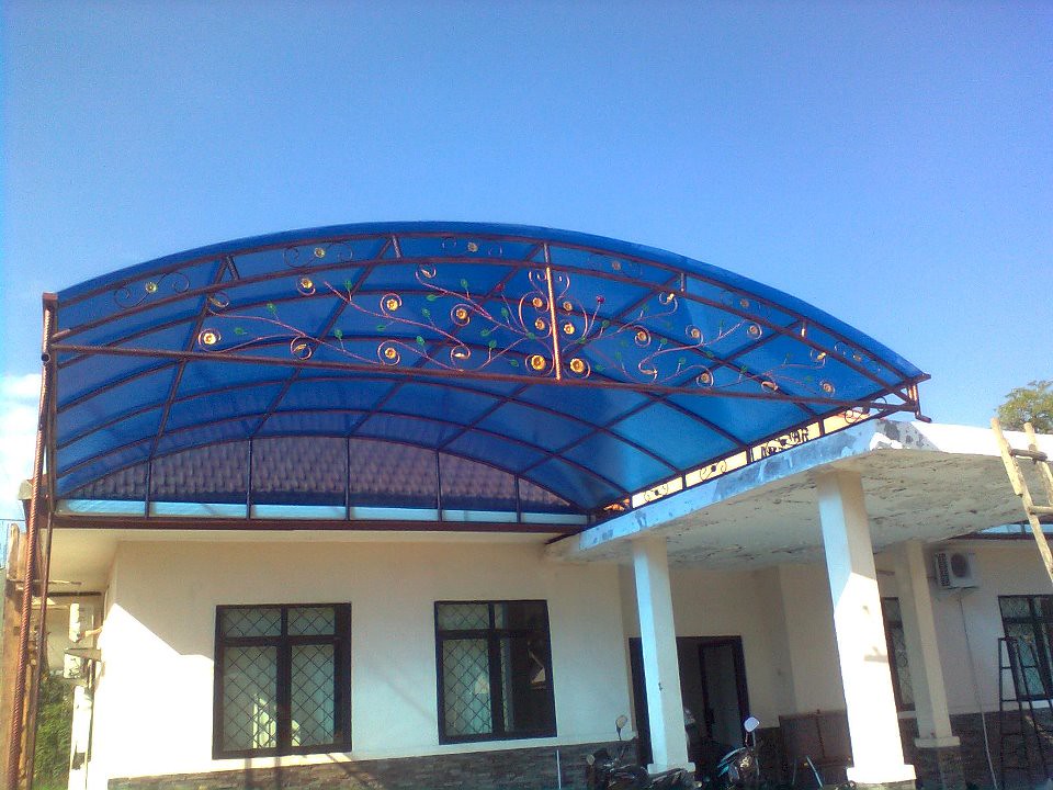 kanopi lengkung minimalis polycarbonate biru