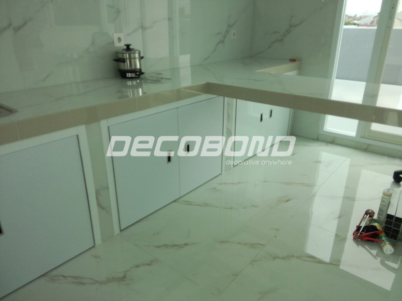 kitchen set rumah minimalis warna putih aluminium acp decobond